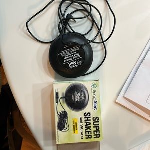 Sonic Alert Super shaker Bed Vibrator Model SS 12V
